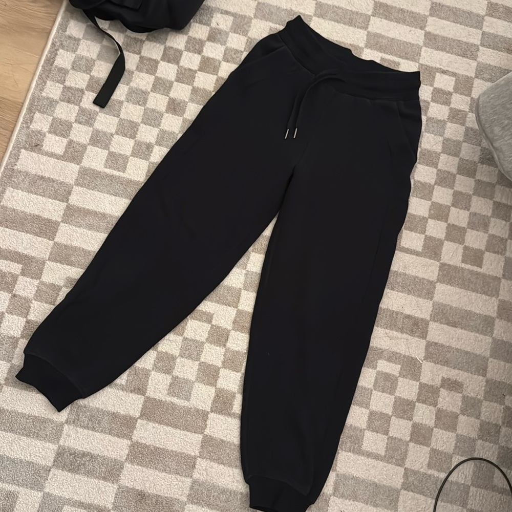 Lululemon Sweatpants Joggers